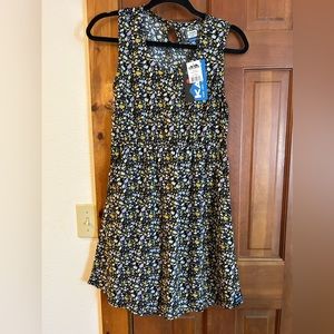 Kavu women’s Simone dress NWT